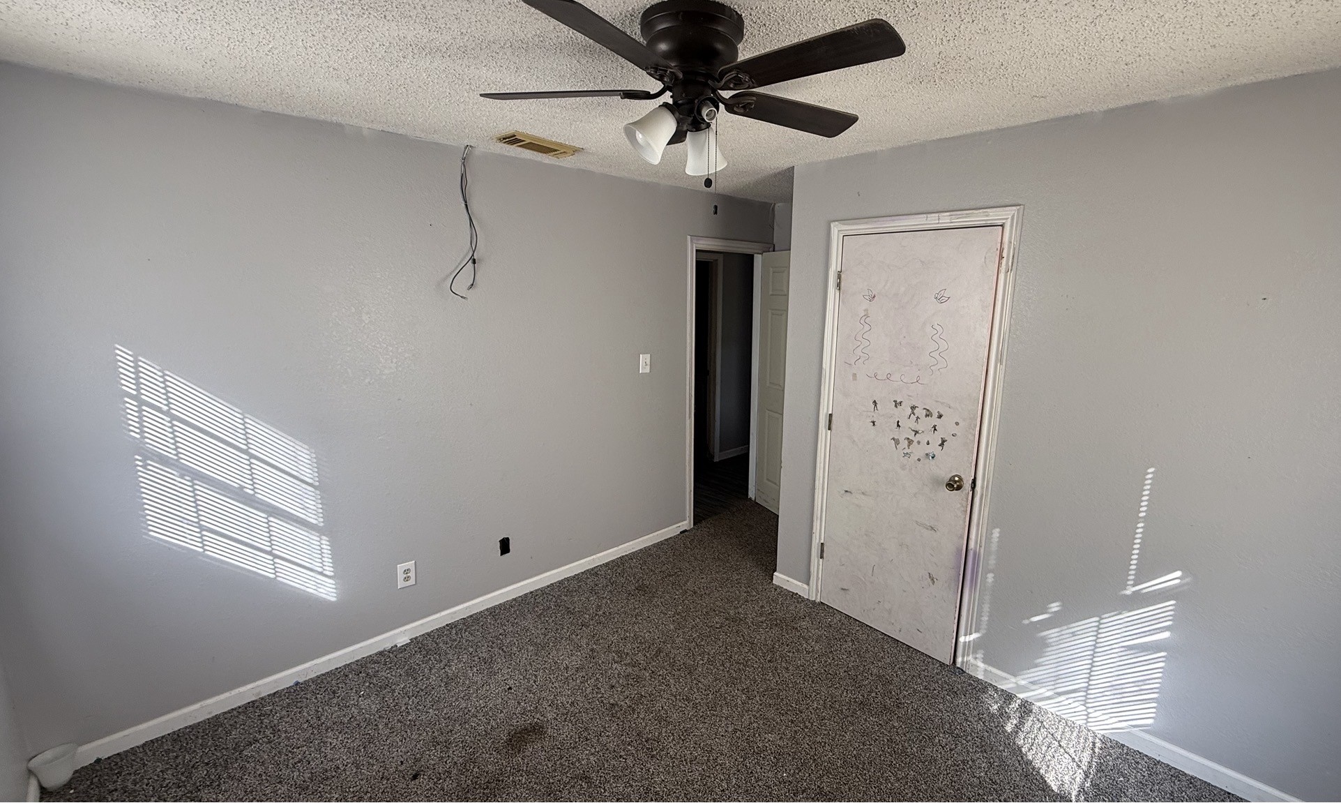 5194 County Road 15200 Deport TX 75435