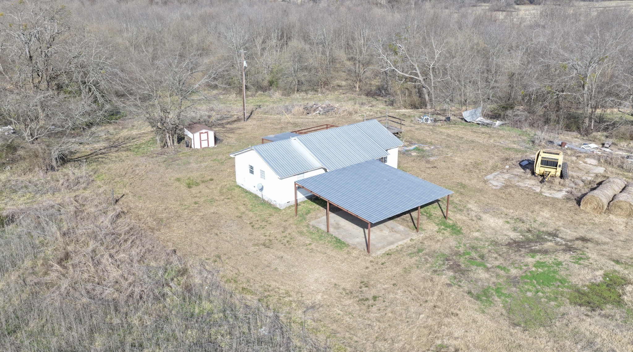 5194 County Road 15200 Deport TX 75435