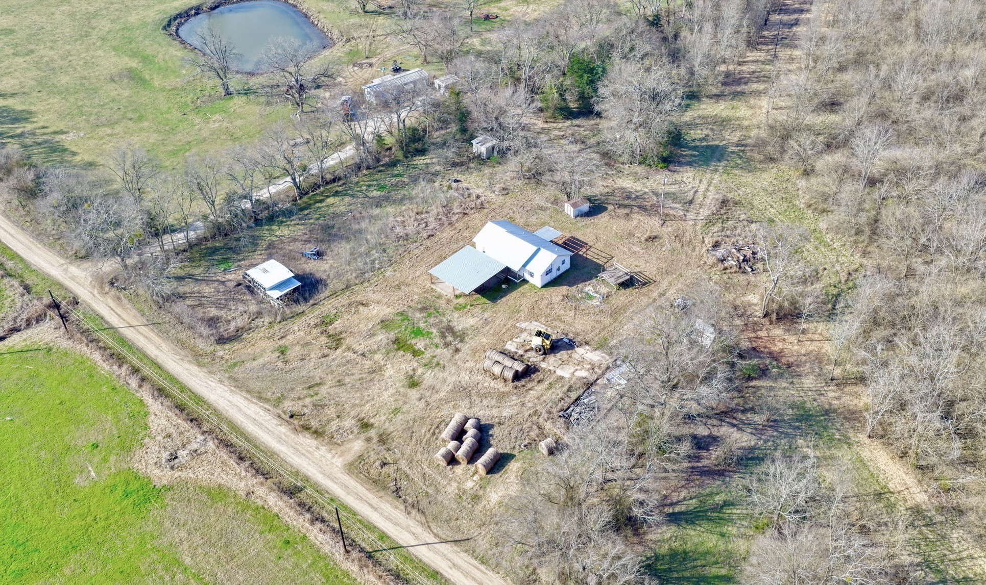 5194 County Road 15200 Deport TX 75435