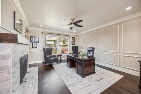 113 Lake Forest Court Garland TX 75044