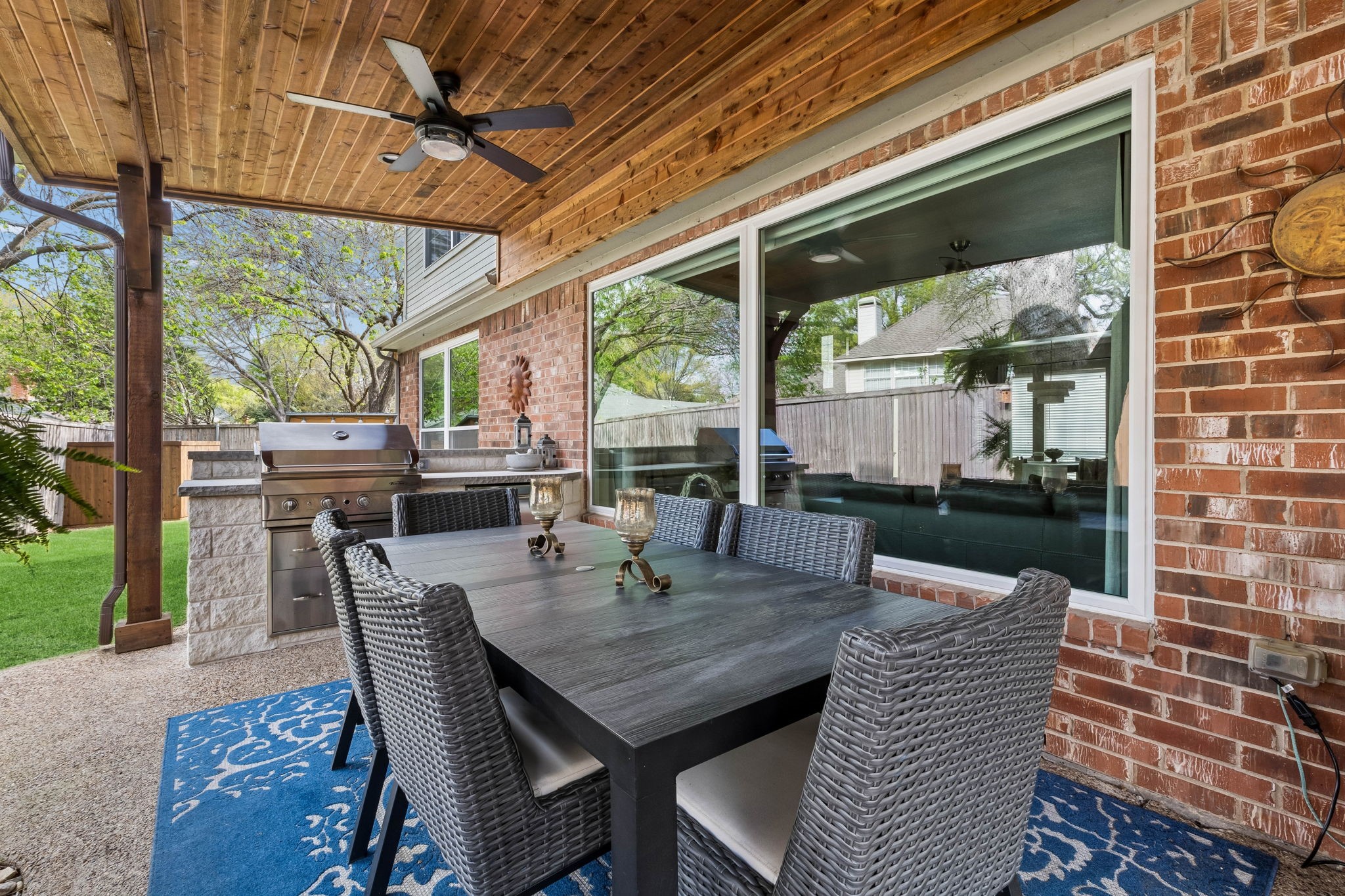 113 Lake Forest Court Garland TX 75044