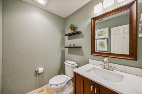 113 Lake Forest Court Garland TX 75044