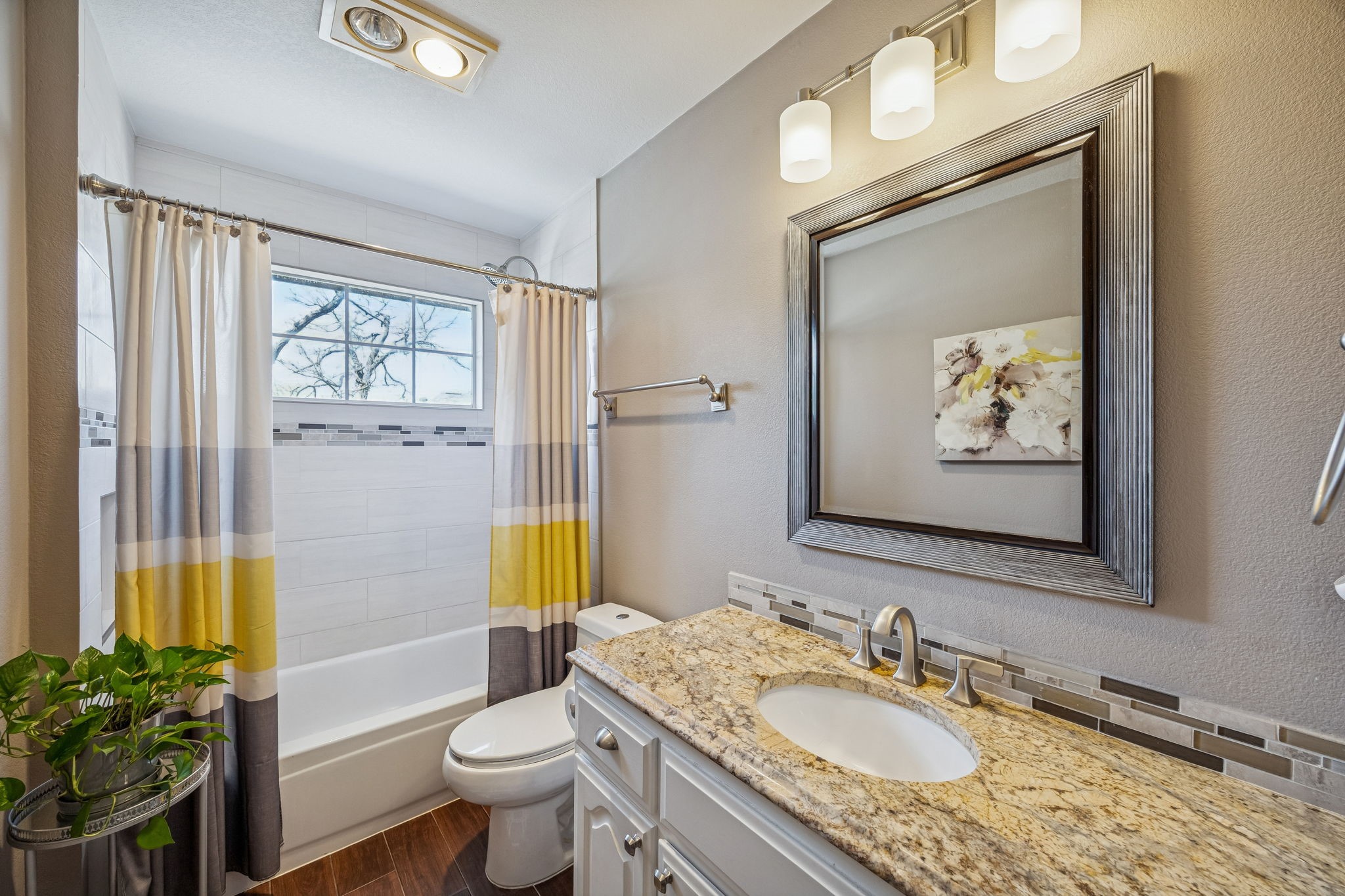 113 Lake Forest Court Garland TX 75044