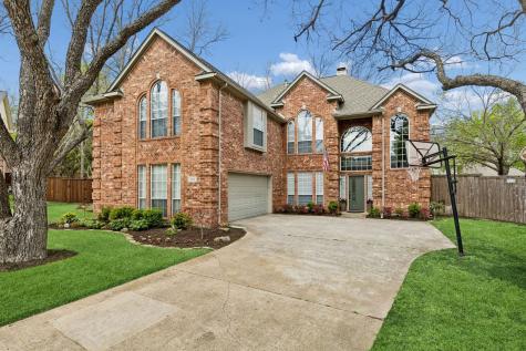 113 Lake Forest Court Garland TX 75044