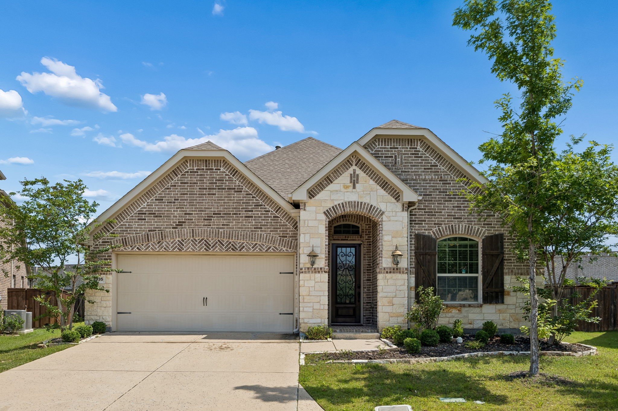 3935 Wind Cave Bend Irving TX 75063