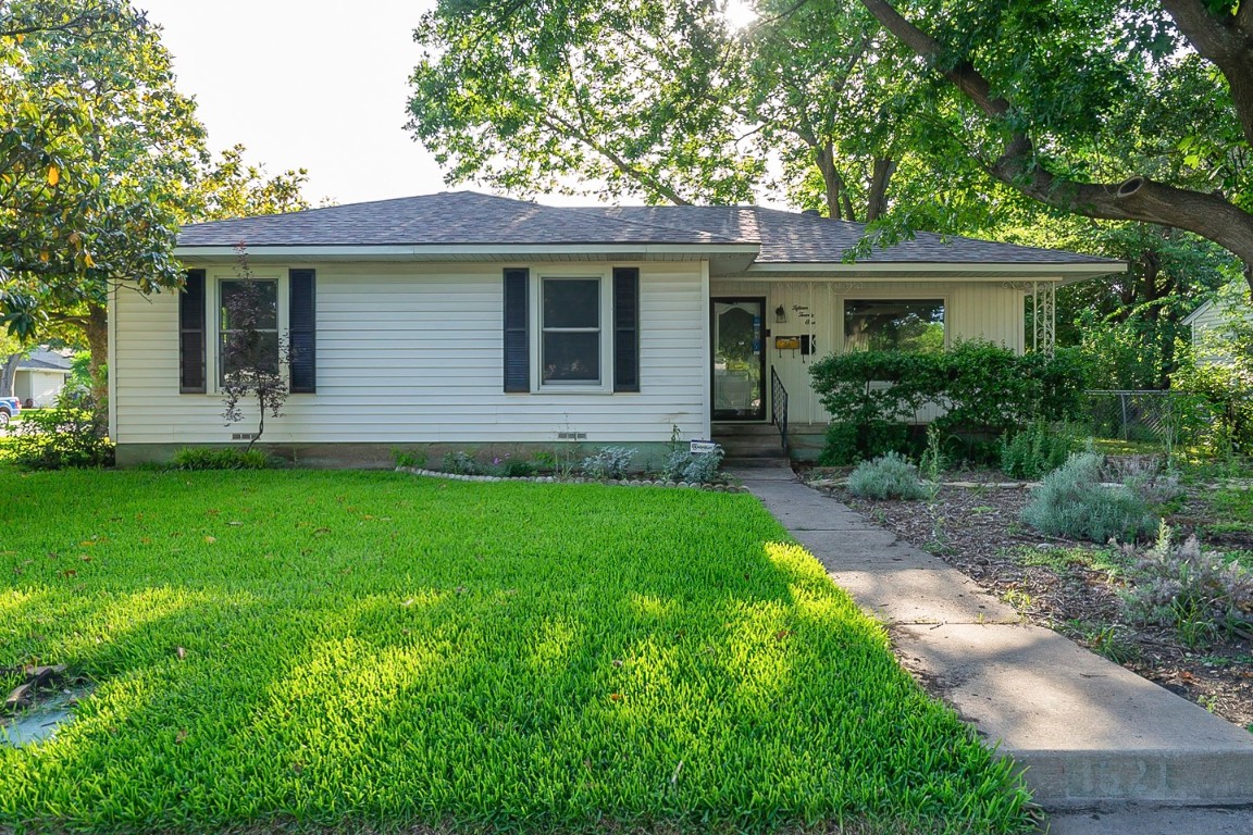 1521 Marion Drive Garland TX 75042