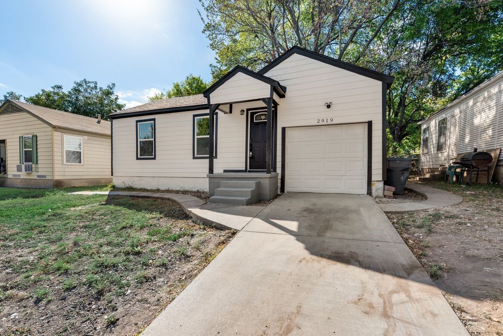 2919 S Ewing Avenue Dallas TX 75216