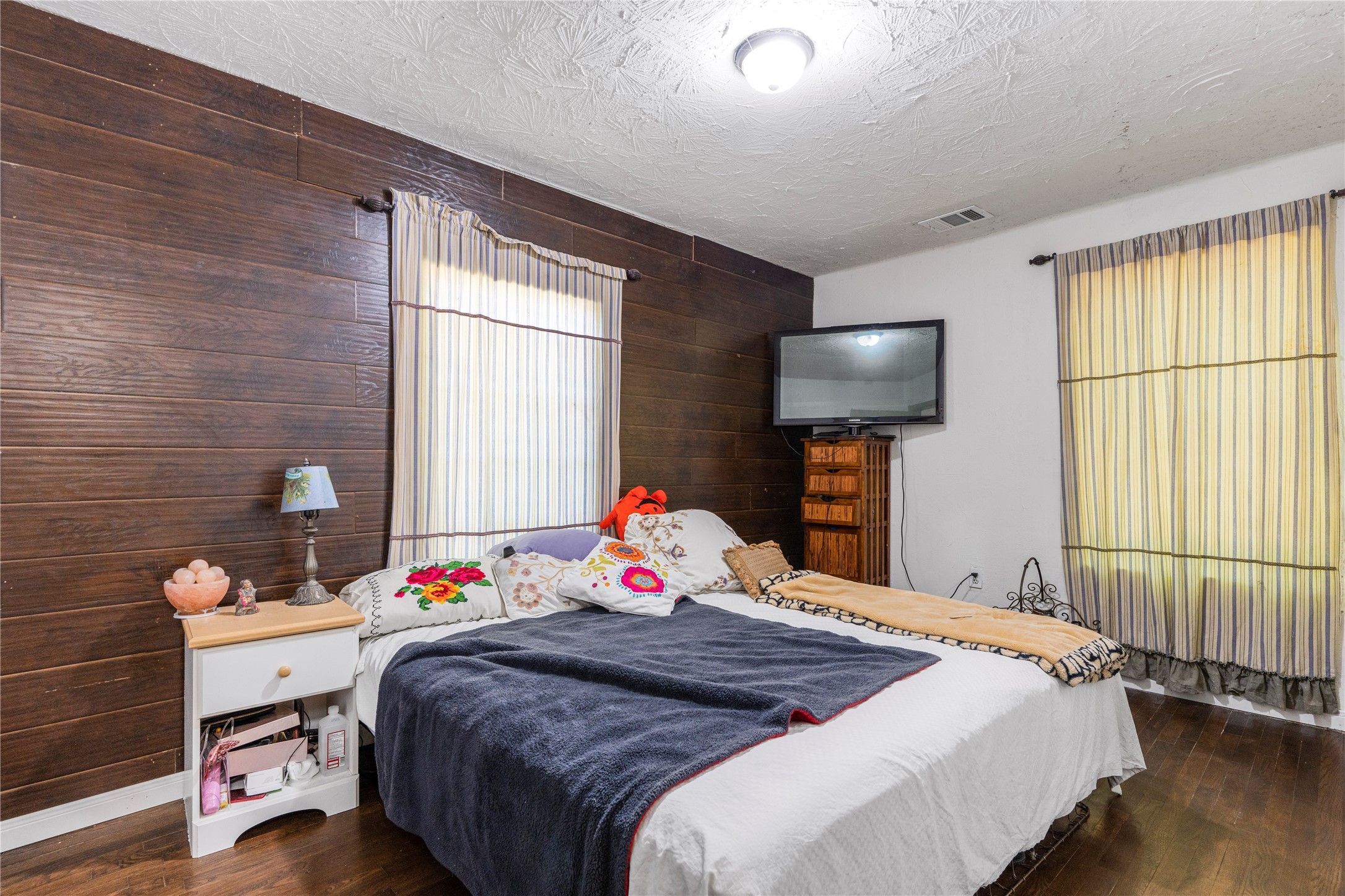 548 Elston Drive Dallas TX 75232