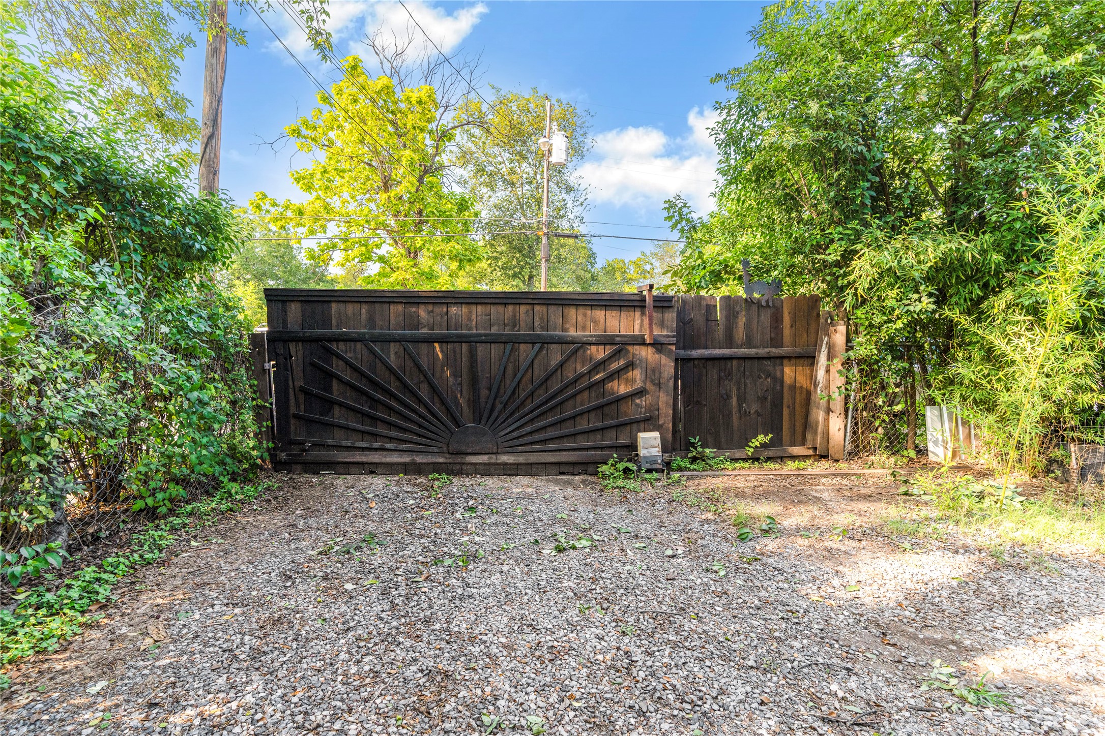 548 Elston Drive Dallas TX 75232