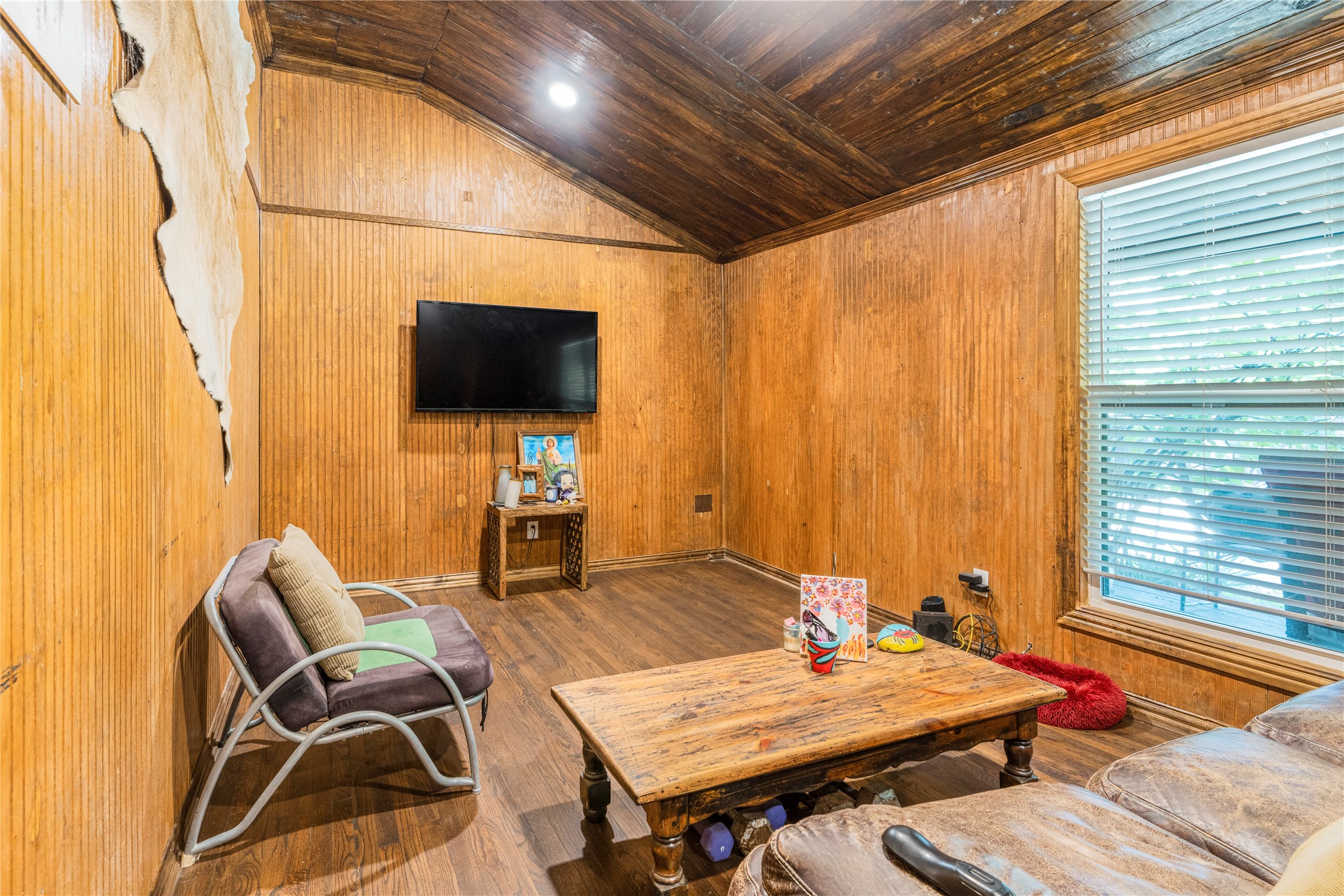 548 Elston Drive Dallas TX 75232