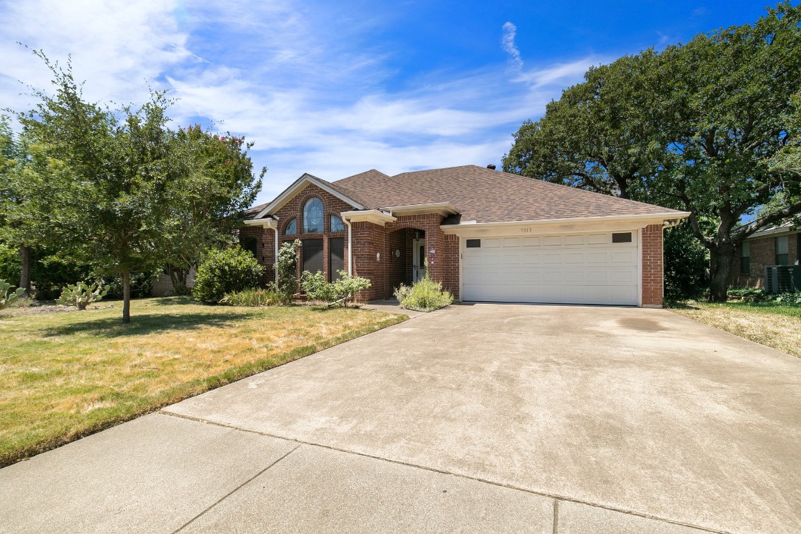 7013 Spanish Oaks Drive North Richland Hills TX 76182