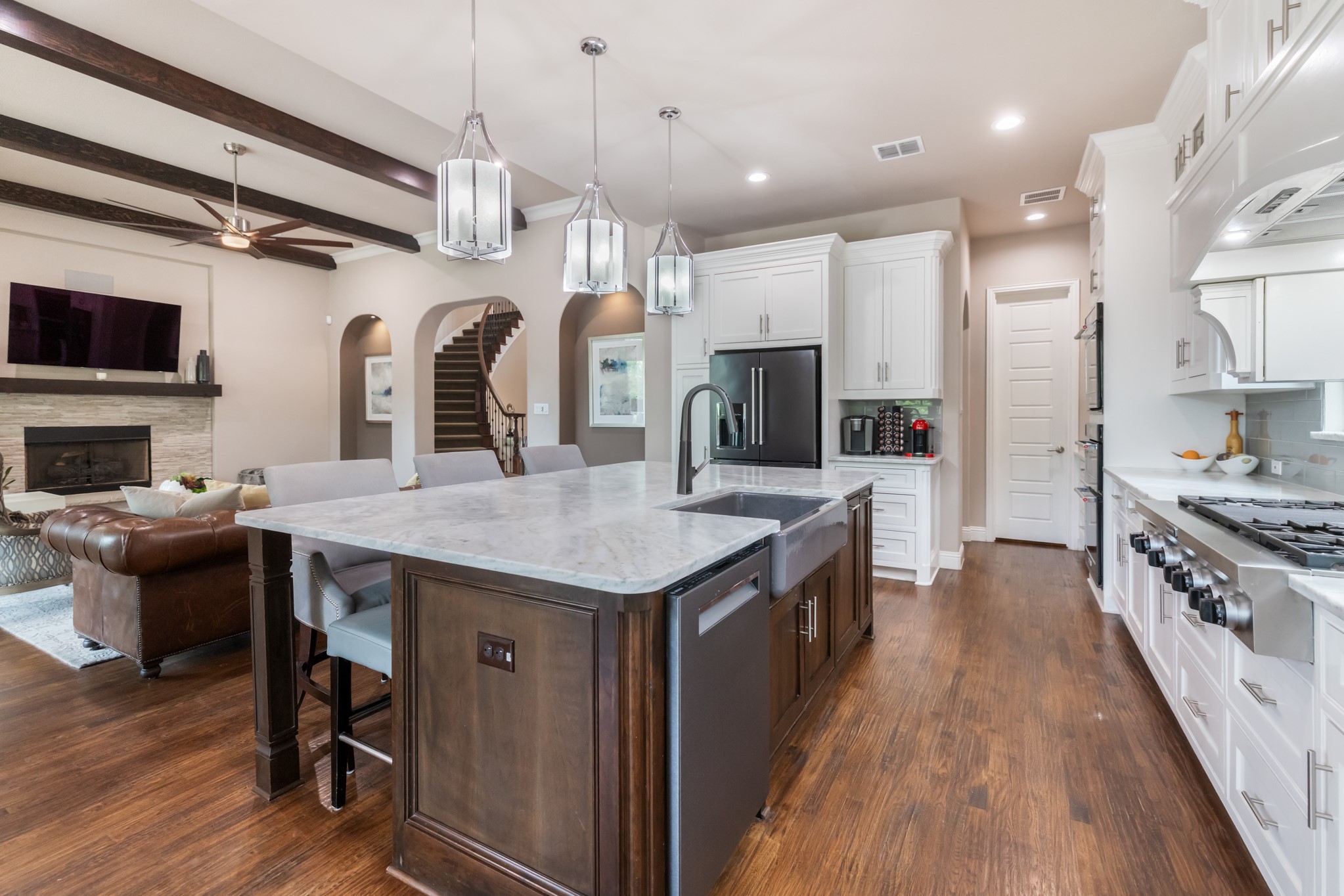 1245 Blue Lake Boulevard Arlington TX 76005