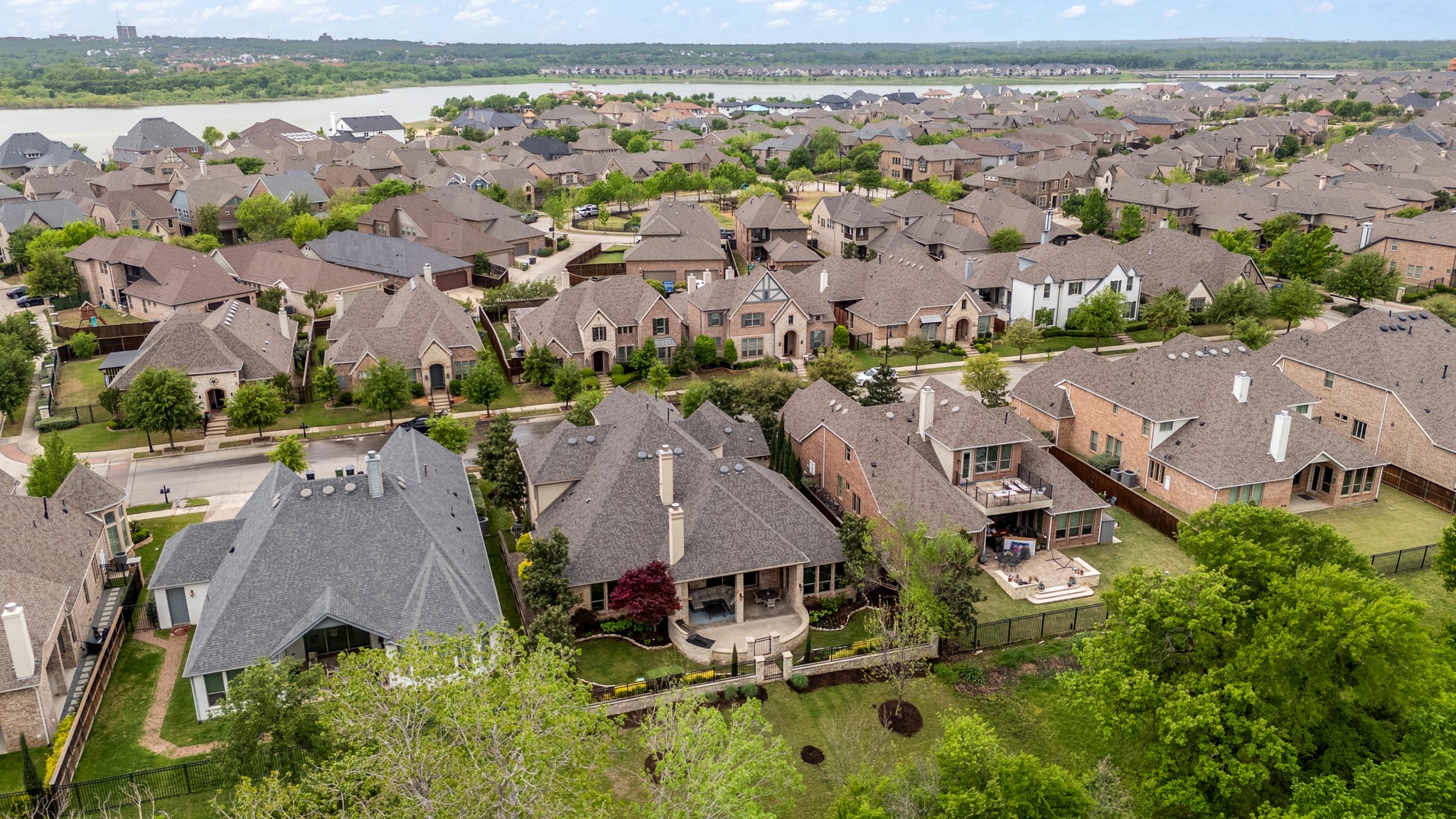 1245 Blue Lake Boulevard Arlington TX 76005