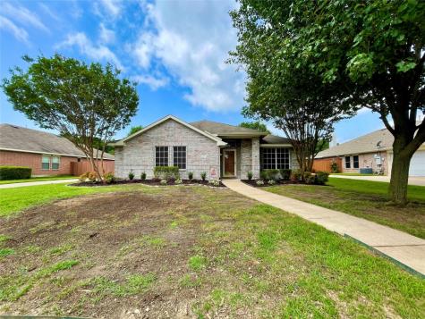 136 Yosemite Lane Terrell TX 75160