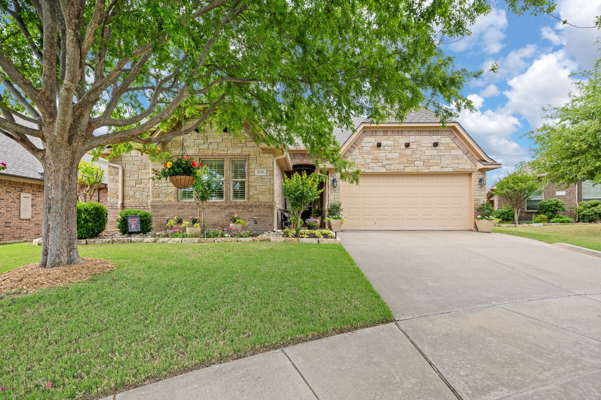 408 Blue Daze Court Burleson TX 76028