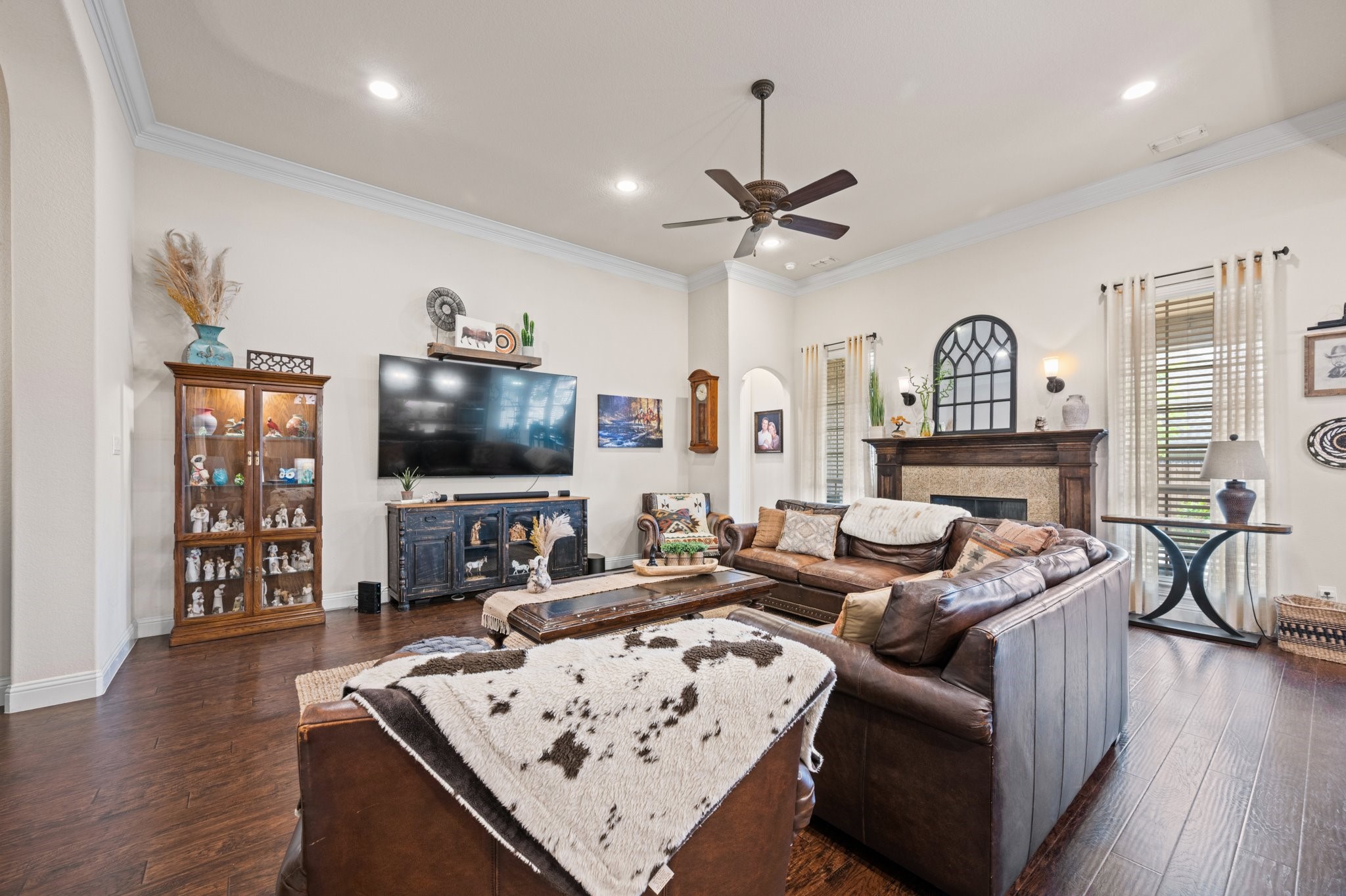 408 Blue Daze Court Burleson TX 76028