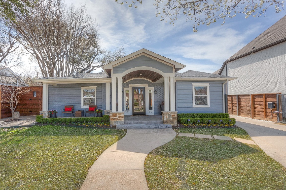 705 N Bailey Avenue Fort Worth TX 76107