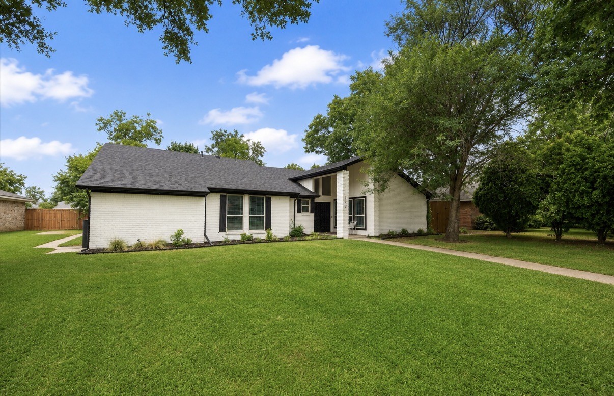922 Thoreau Lane Allen TX 75002
