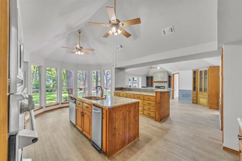 1525 Rocky Creek Circle Cedar Hill TX 75104