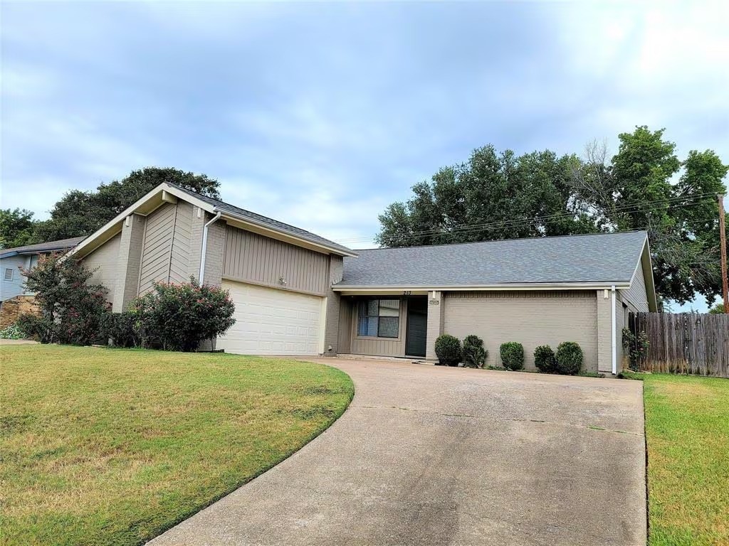 213 Springridge Lane Euless TX 76039