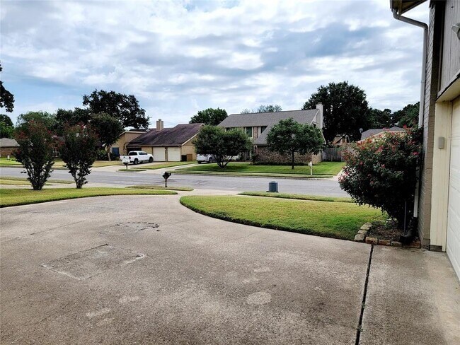 213 Springridge Lane Euless TX 76039