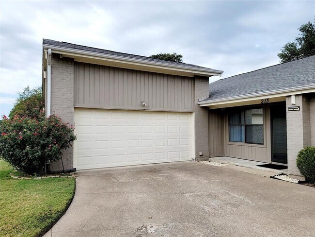 213 Springridge Lane Euless TX 76039