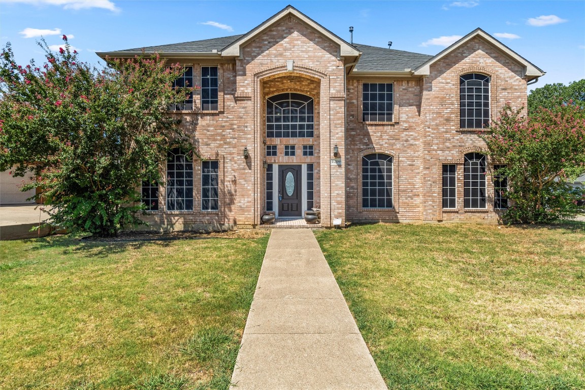 4209 Salem Street Grand Prairie TX 75052