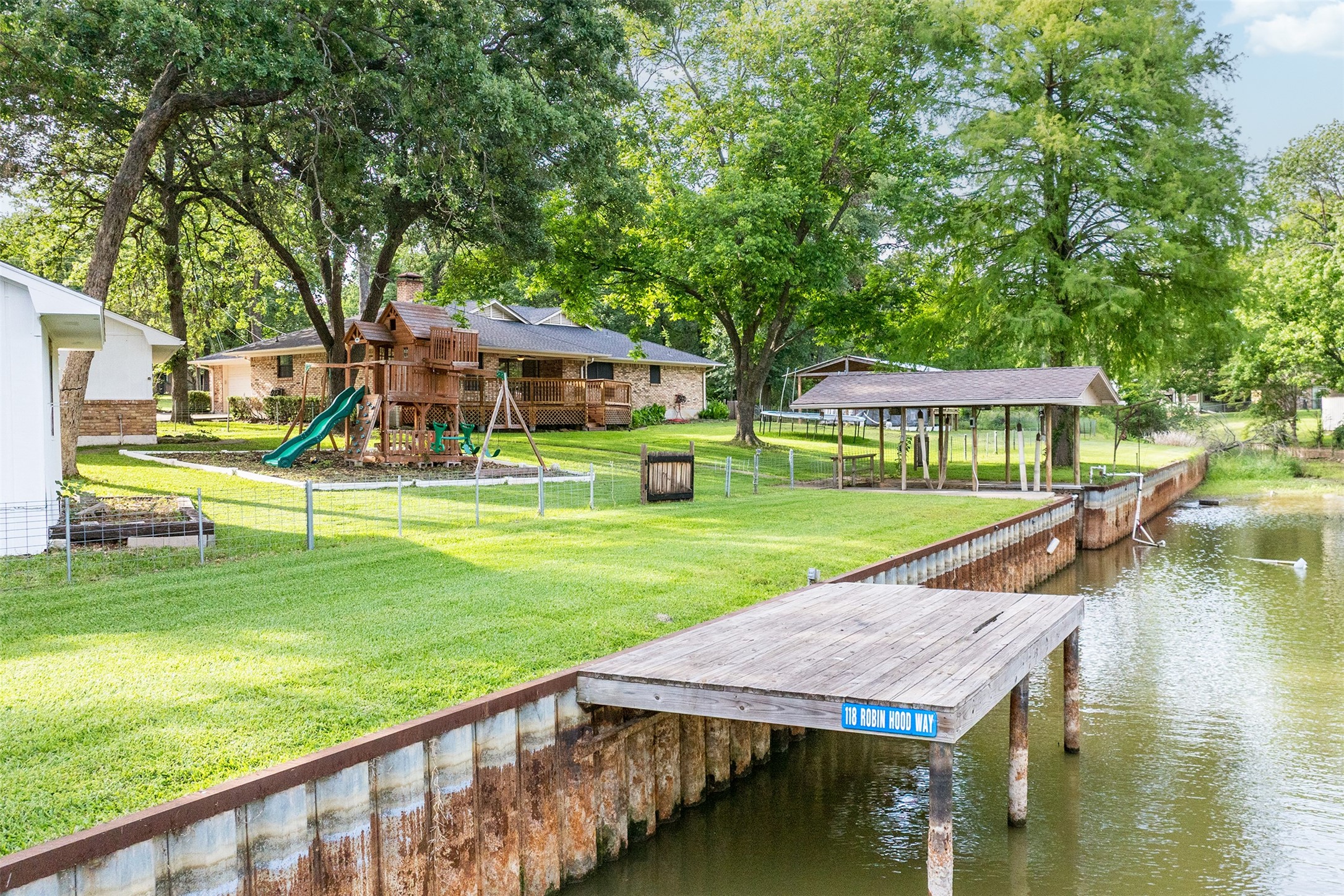 118 Robin Hood Way Gun Barrel City TX 75156