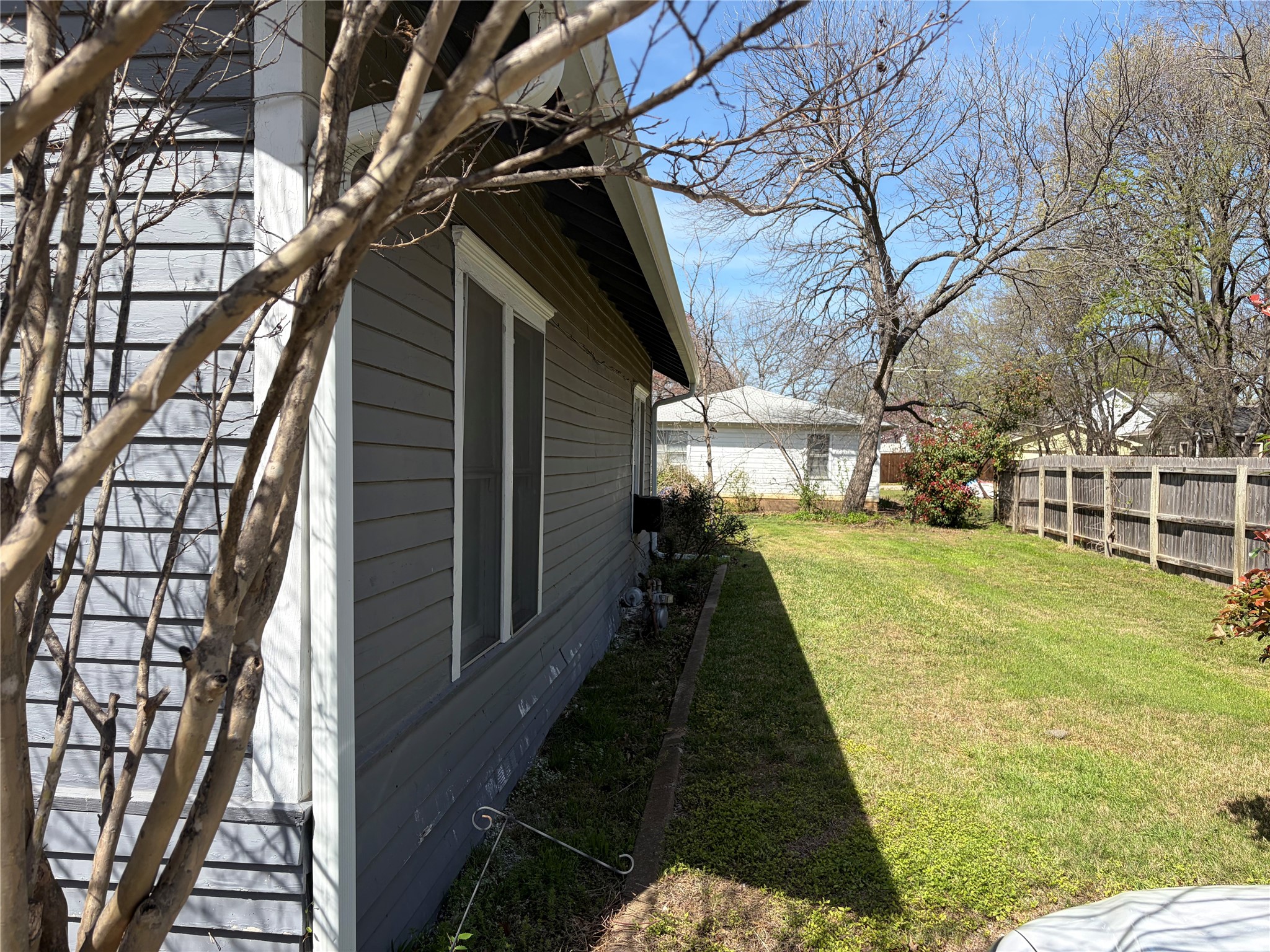 810 W Lamar Street Mckinney TX 75069