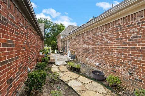 6016 Frost Street North Richland Hills TX 76180