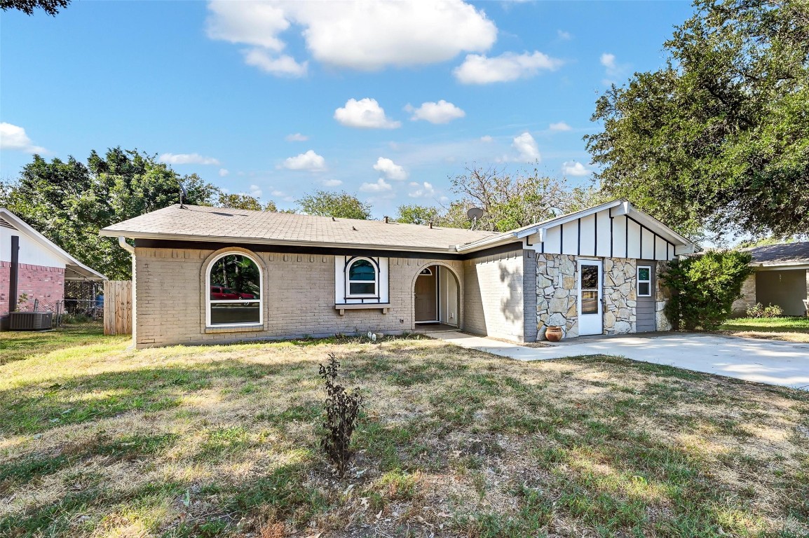 6008 Lindy Lane Watauga TX 76148