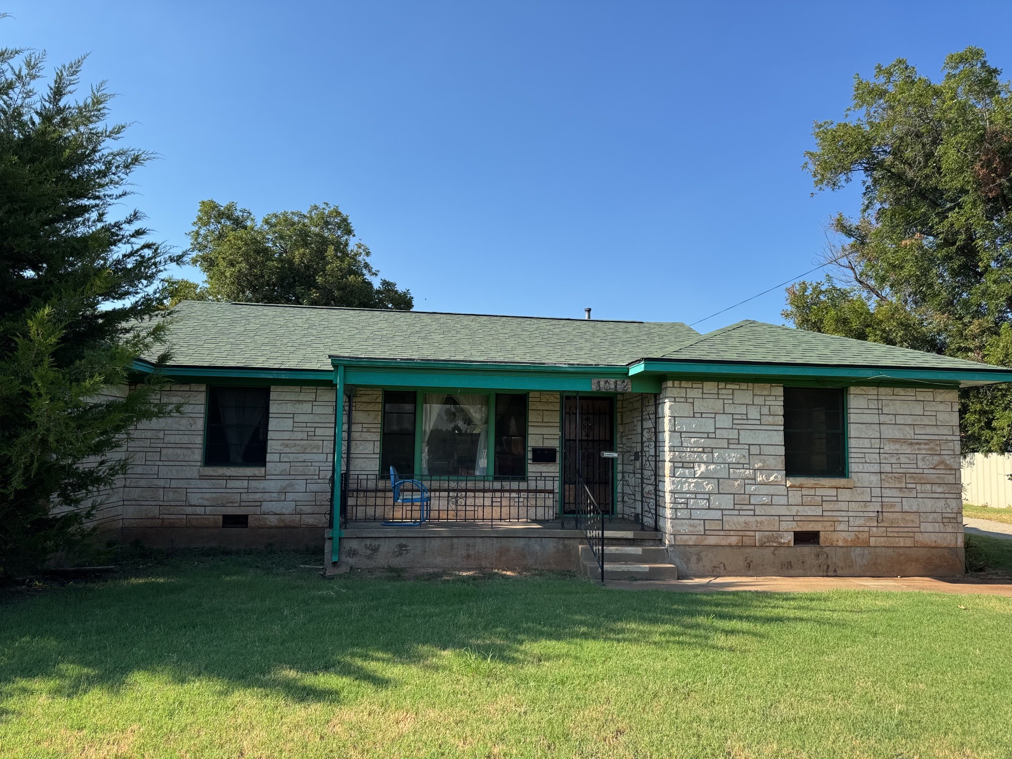 1012 W Custer Street Seymour TX 76380