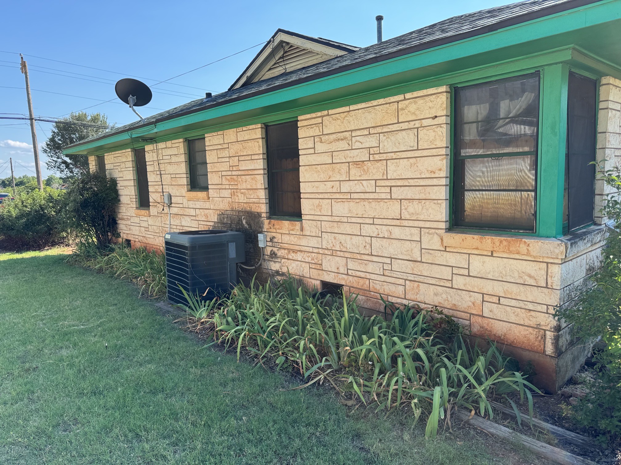 1012 W Custer Street Seymour TX 76380