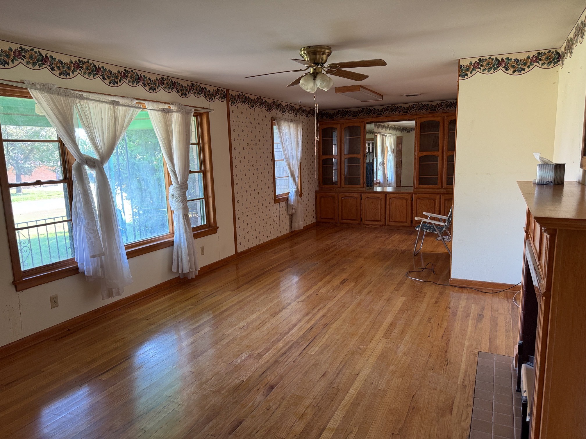 1012 W Custer Street Seymour TX 76380