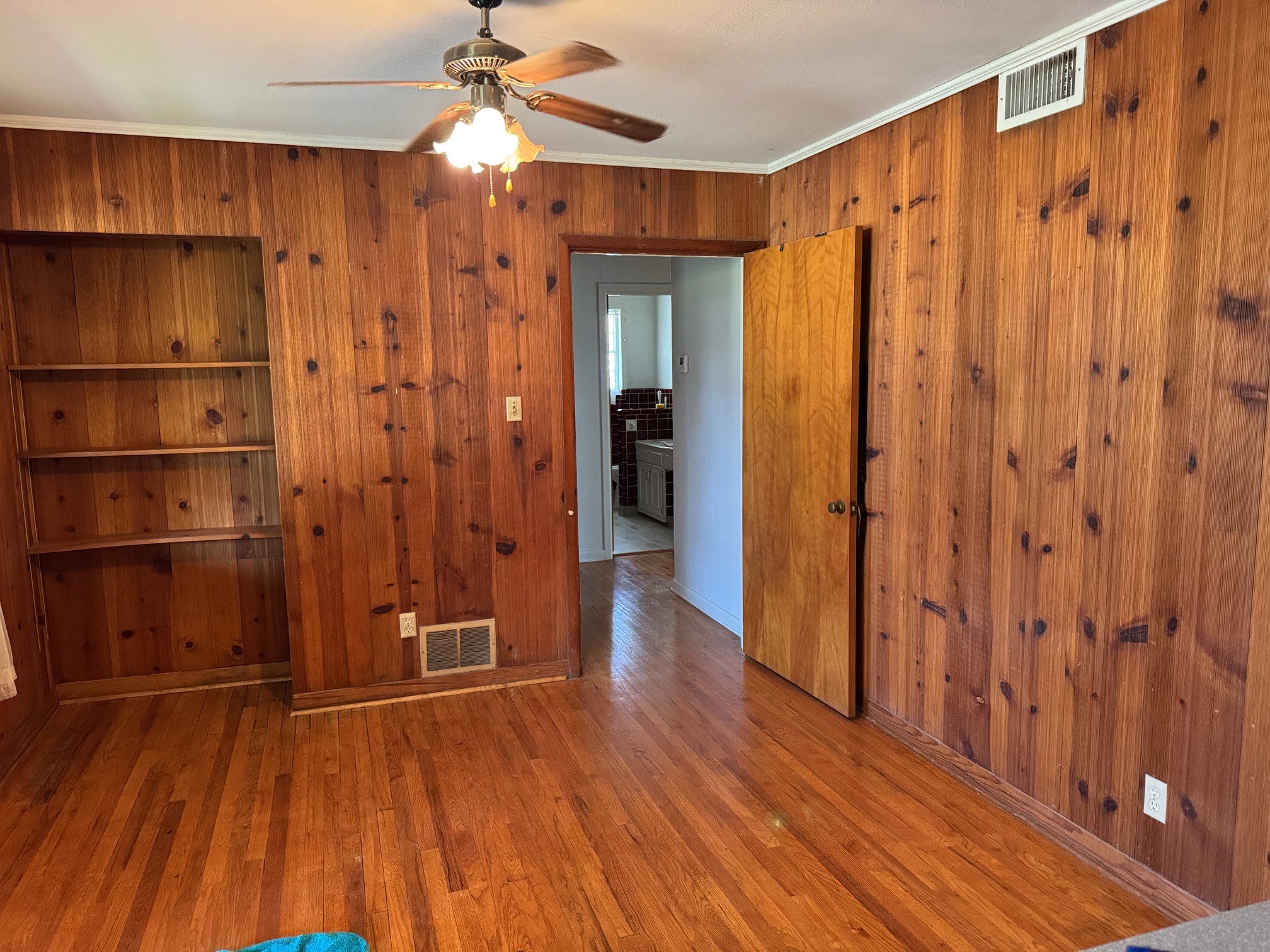 1012 W Custer Street Seymour TX 76380