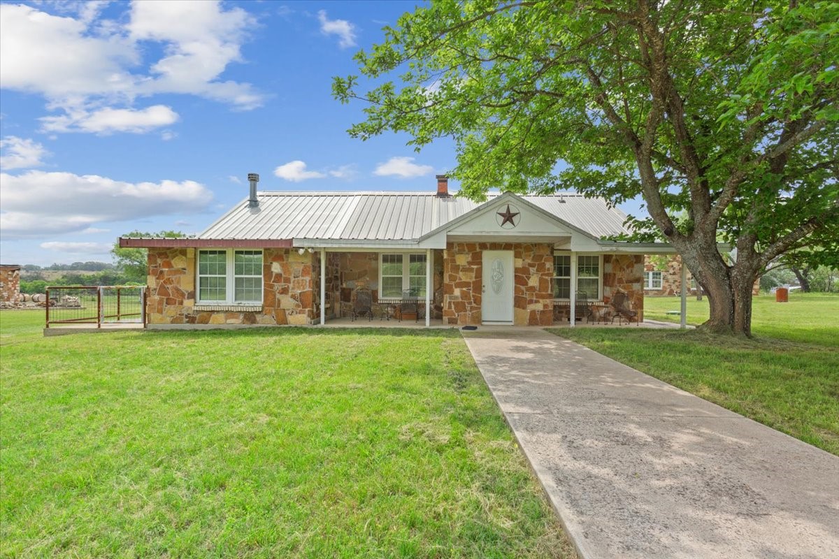 177 County Road 410 Goldthwaite TX 76844