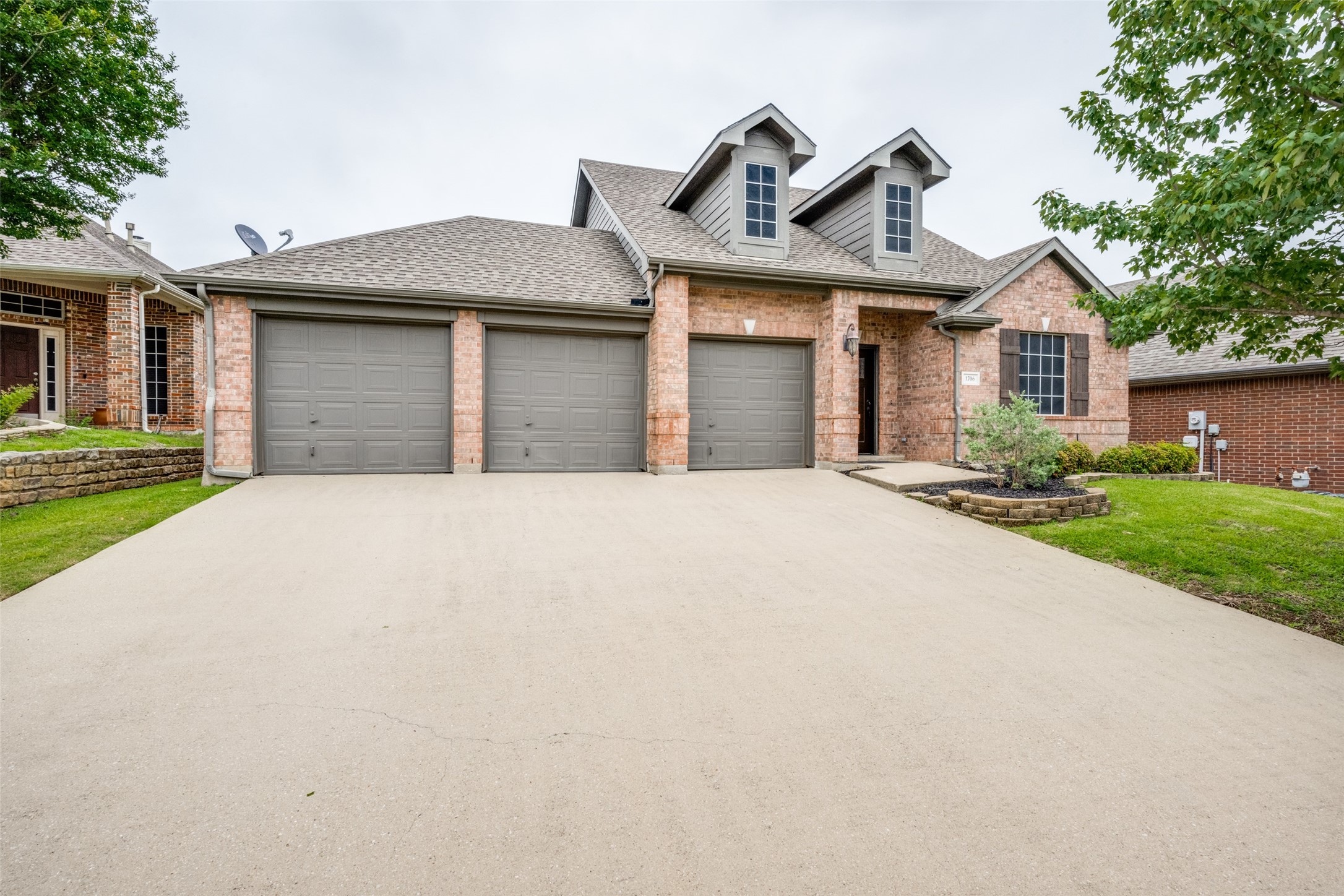 1706 Osprey Court Corinth TX 76210