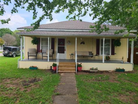 506 N Connett Street Leonard TX 75452