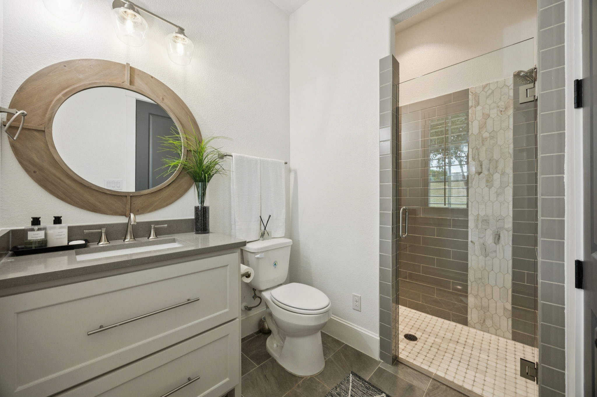 4644 Lake Breeze Drive Mckinney TX 75071