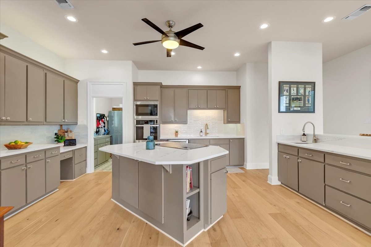 1426 Hidden Oaks Circle Corinth TX 76210