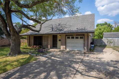 2407 Lakeland Drive Carrollton TX 75006