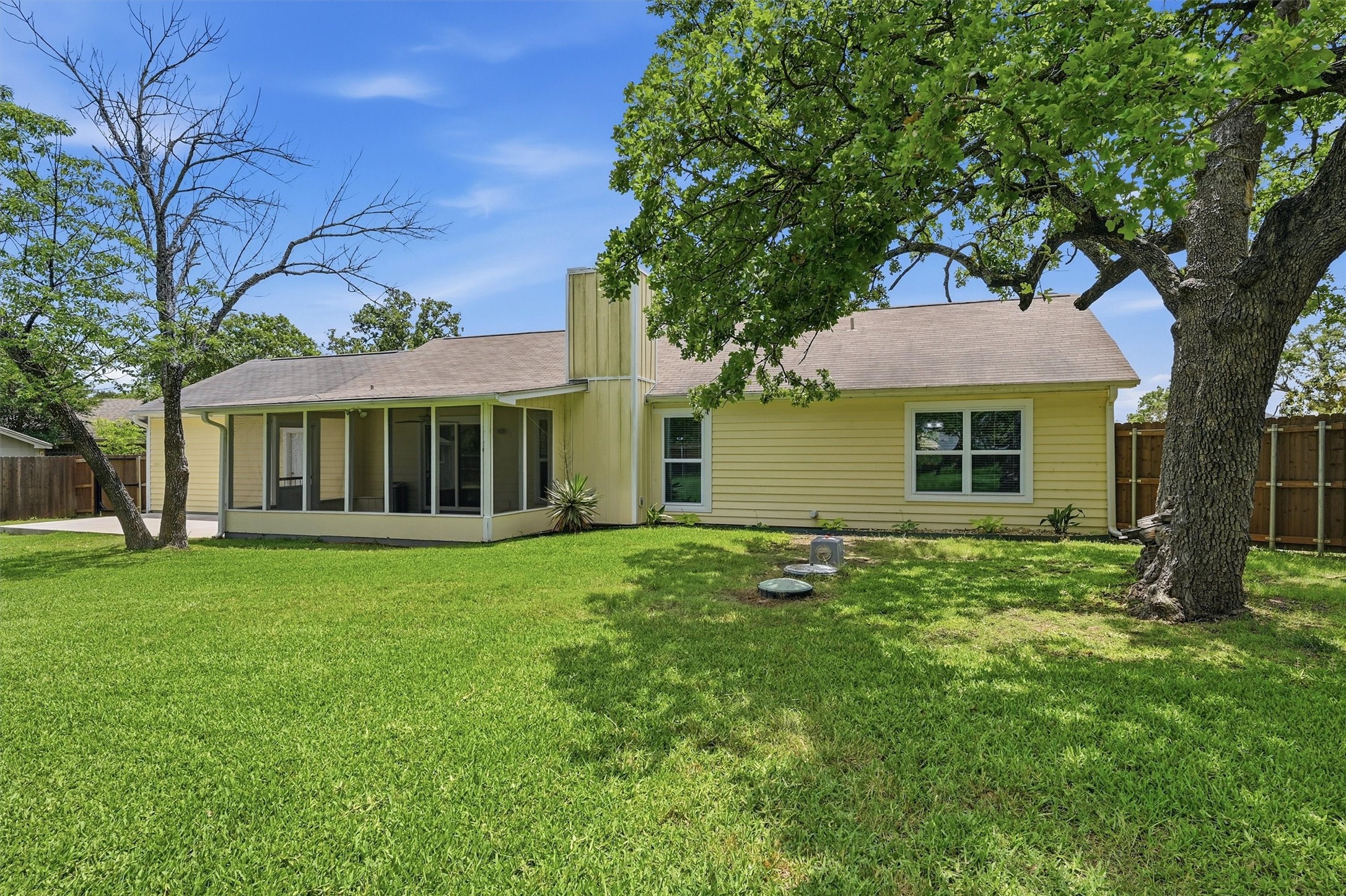 103 Seminole Drive Gainesville TX 76240