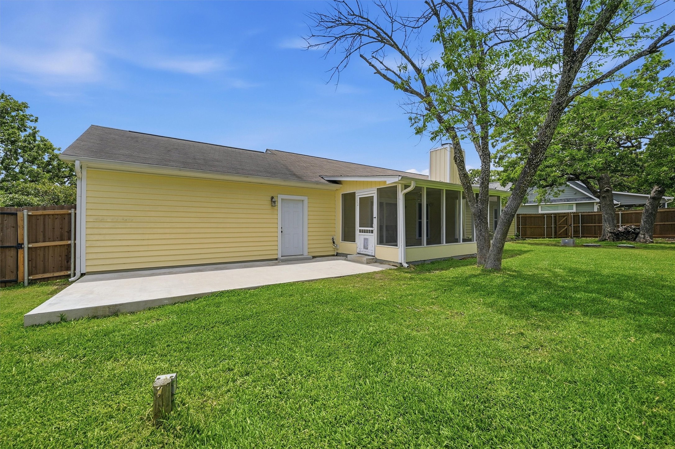103 Seminole Drive Gainesville TX 76240
