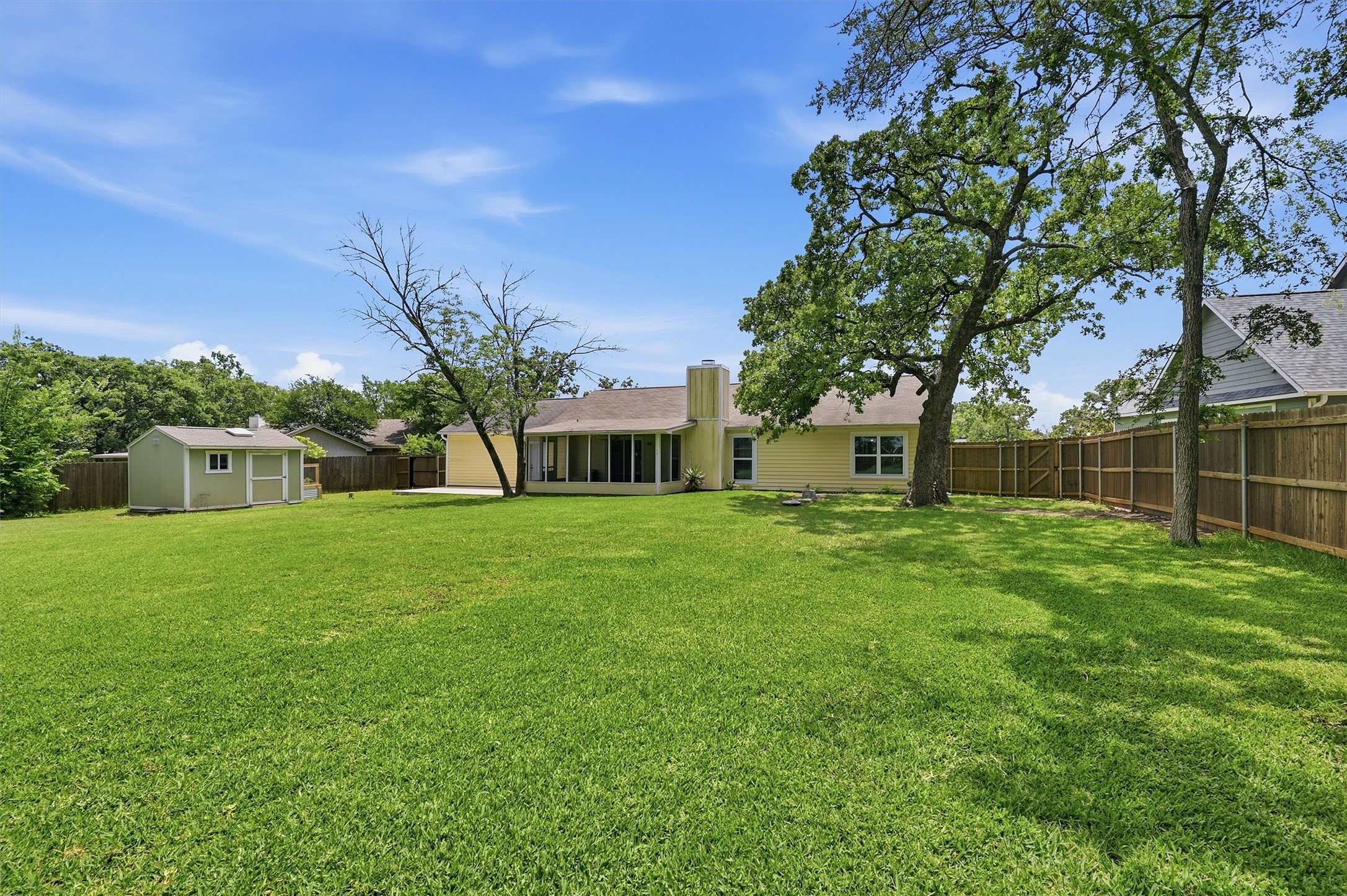 103 Seminole Drive Gainesville TX 76240