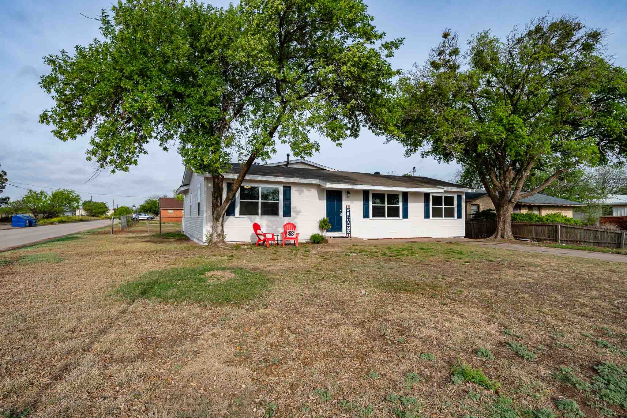 912 S Anson Street Stamford TX 79553