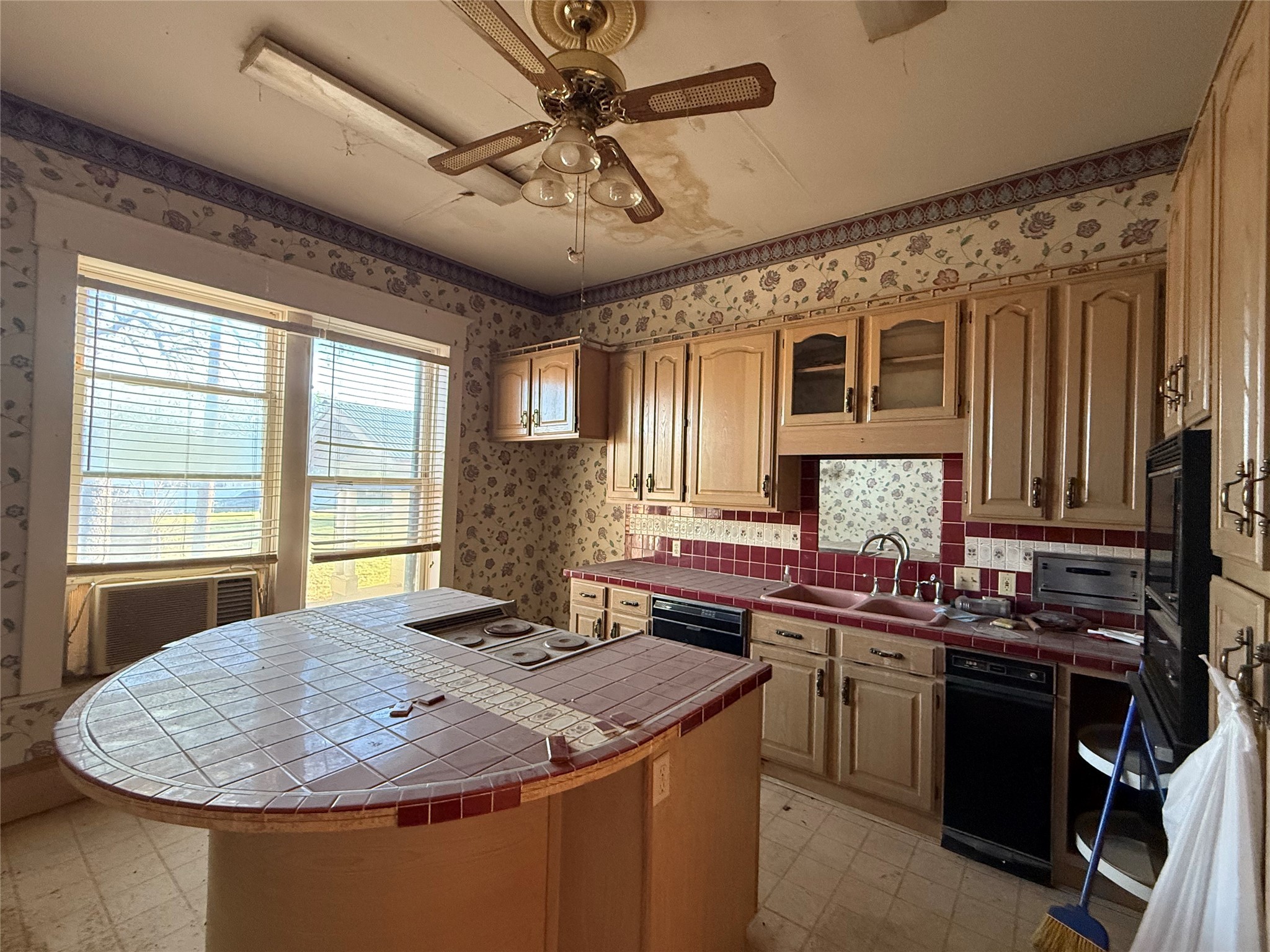 207 NW 4th Avenue Mineral Wells TX 76067