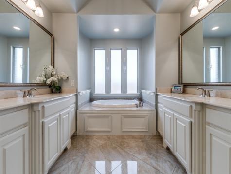114 Crestbrook Drive Rockwall TX 75087