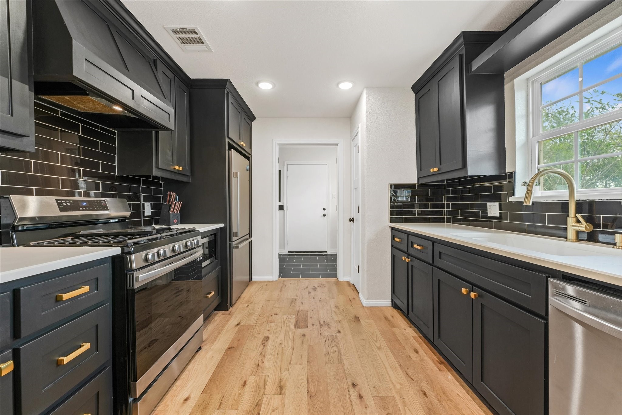 1212 Woodland Avenue Fort Worth TX 76110
