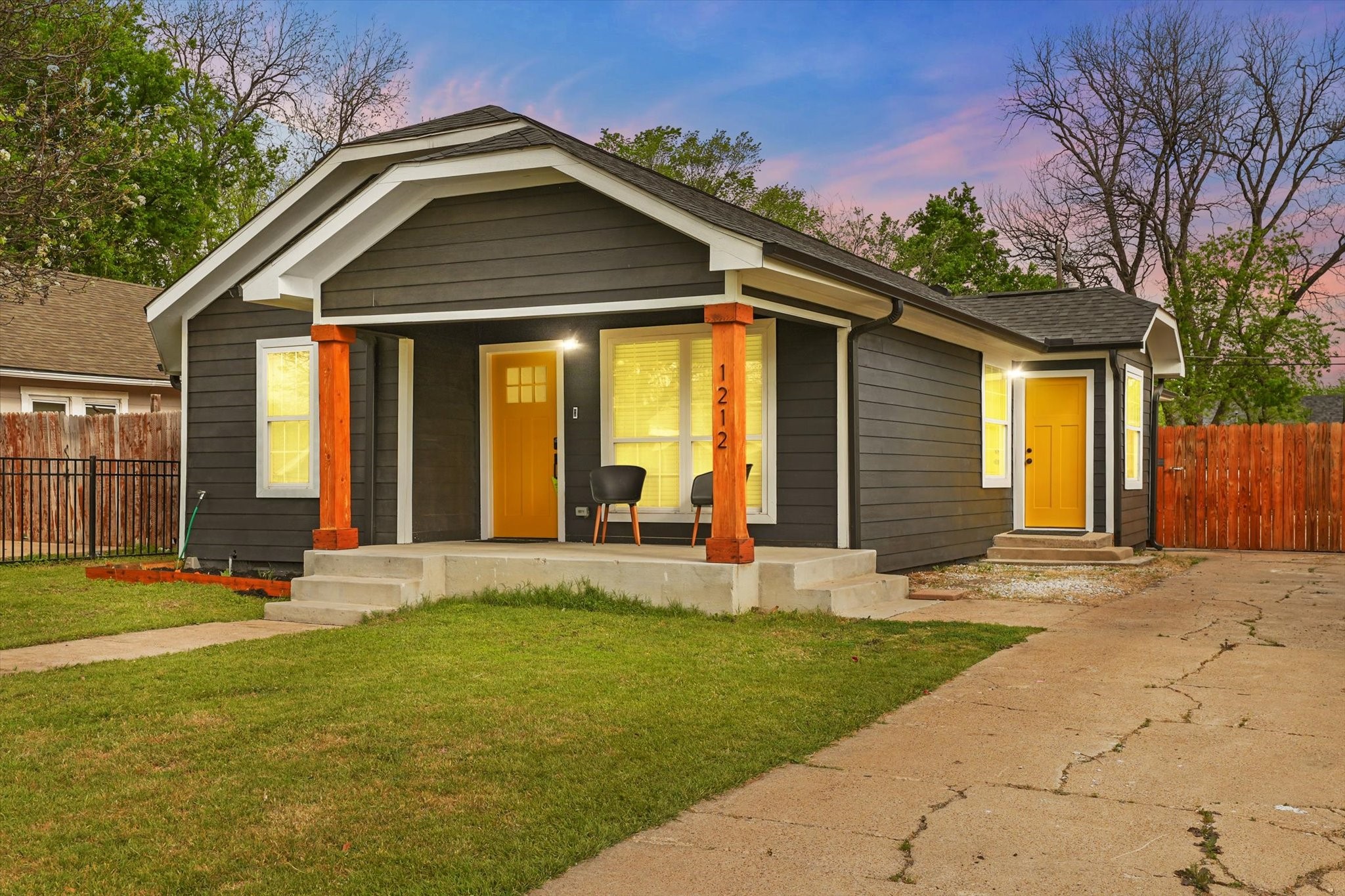 1212 Woodland Avenue Fort Worth TX 76110