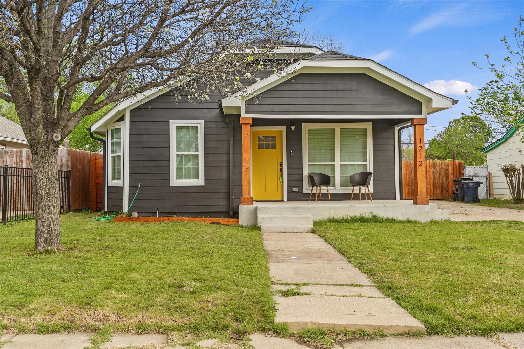 1212 Woodland Avenue Fort Worth TX 76110